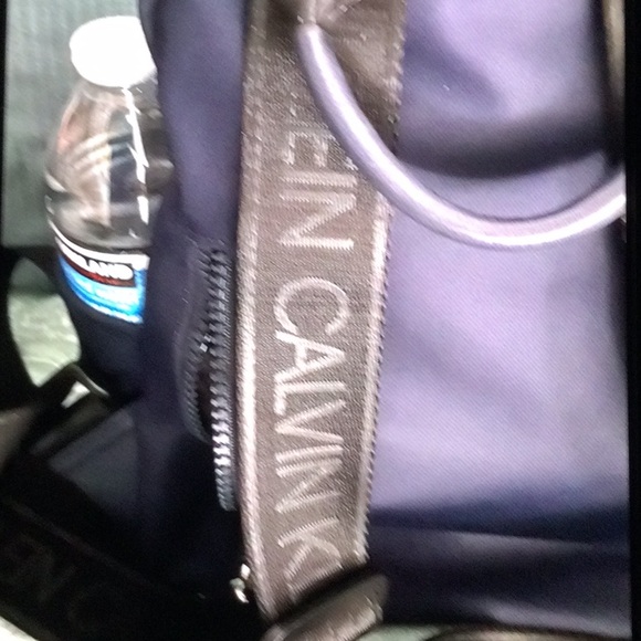 Calvin Klein navy blue backpack with pockets for water bottles - Picture 9 of 10